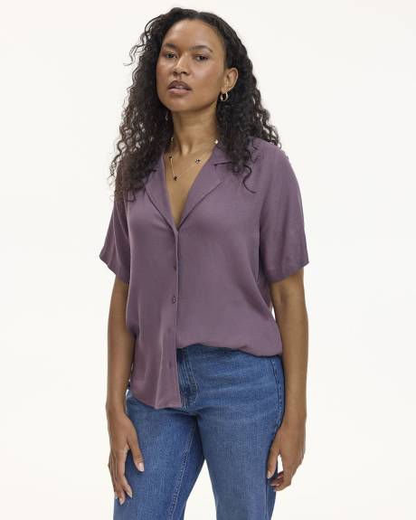 Short-Sleeve Buttoned-Down Blouse with Shirt Collar