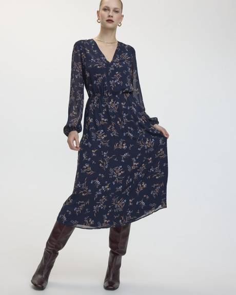 Robe midi à manches longues et col V