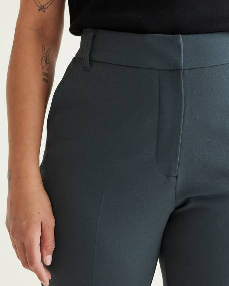 Pantalon cheville à taille très haute et jambe droite