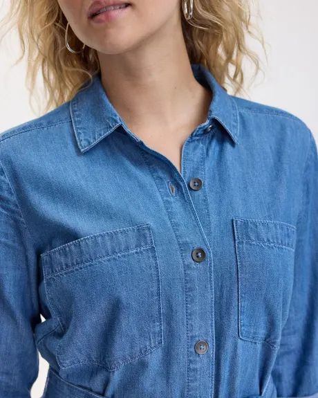 Robe boutonnée en denim avec ceinture à nouer