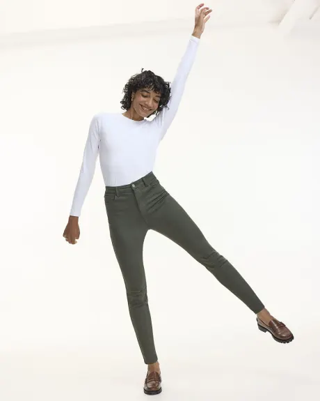 Skinny-Leg High-Rise Jean - The Signature