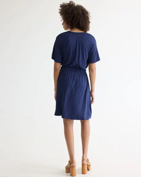 Short-Raglan-Sleeve Split-Neck Dress