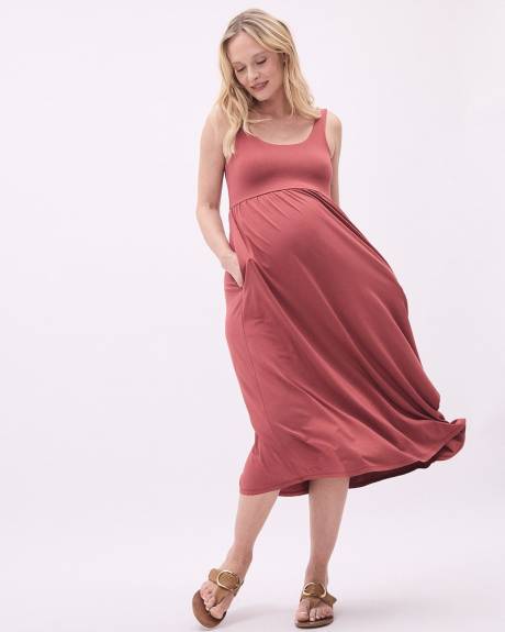 Fit and Flare Sleeveless Midi Dress with Pockets - Thyme Maternity