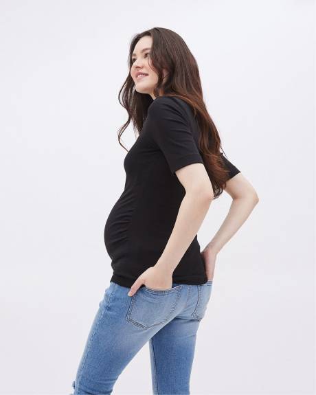 Short-Sleeve Crew-Neck Top - Thyme Maternity