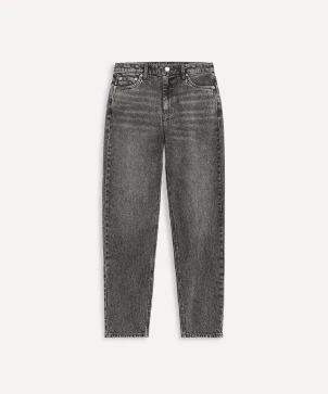 tapered-leg jean